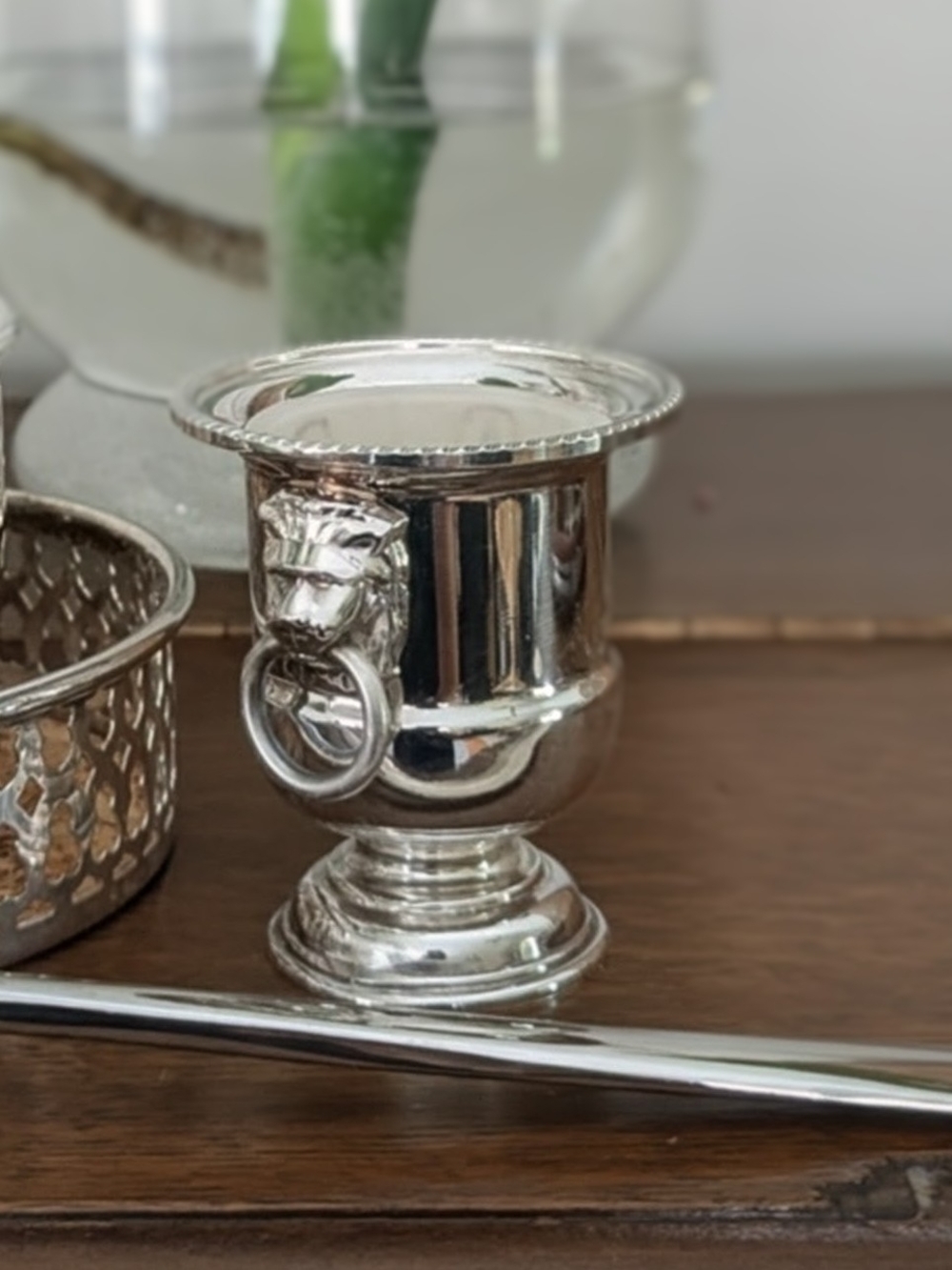 Viners of Sheffield Silverplate Mini Lion Head Ice Bucket Urn